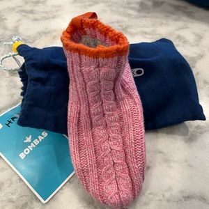 NWT Bombas kids slipper socks. Size 8-10 and 11-13